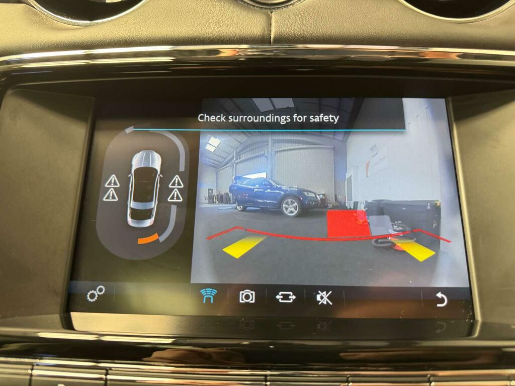 Jaguar XJ 3.0D V6 Lwb Black #68