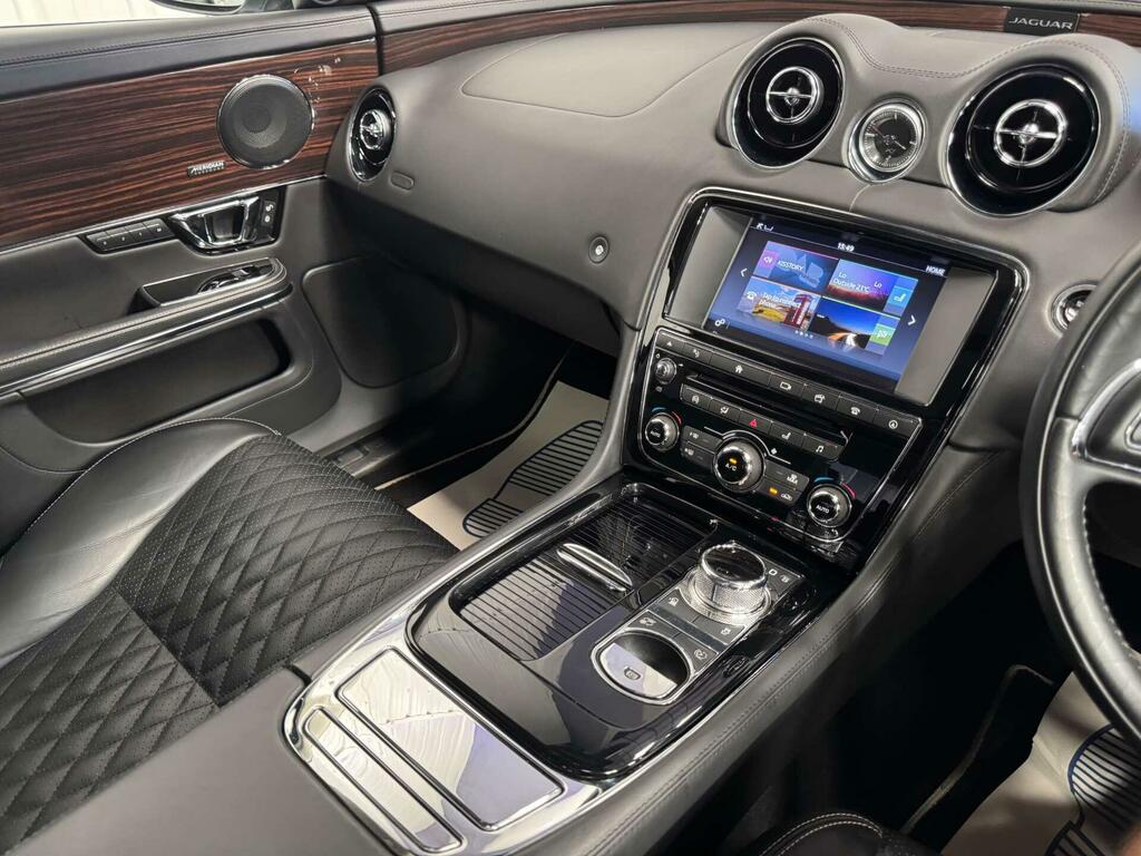 Jaguar XJ 3.0D V6 Lwb Black #75