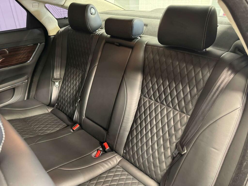 Jaguar XJ 3.0D V6 Lwb Black #39