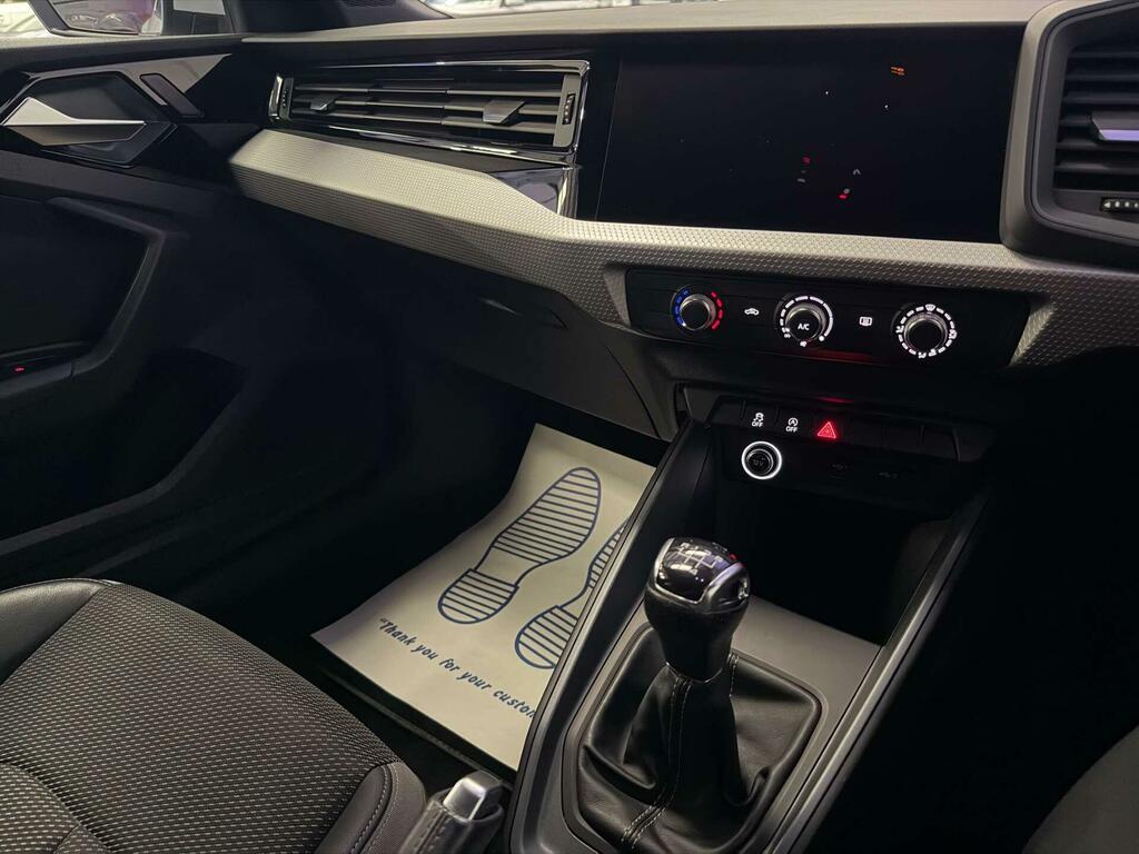 Audi A1 S Line White #2