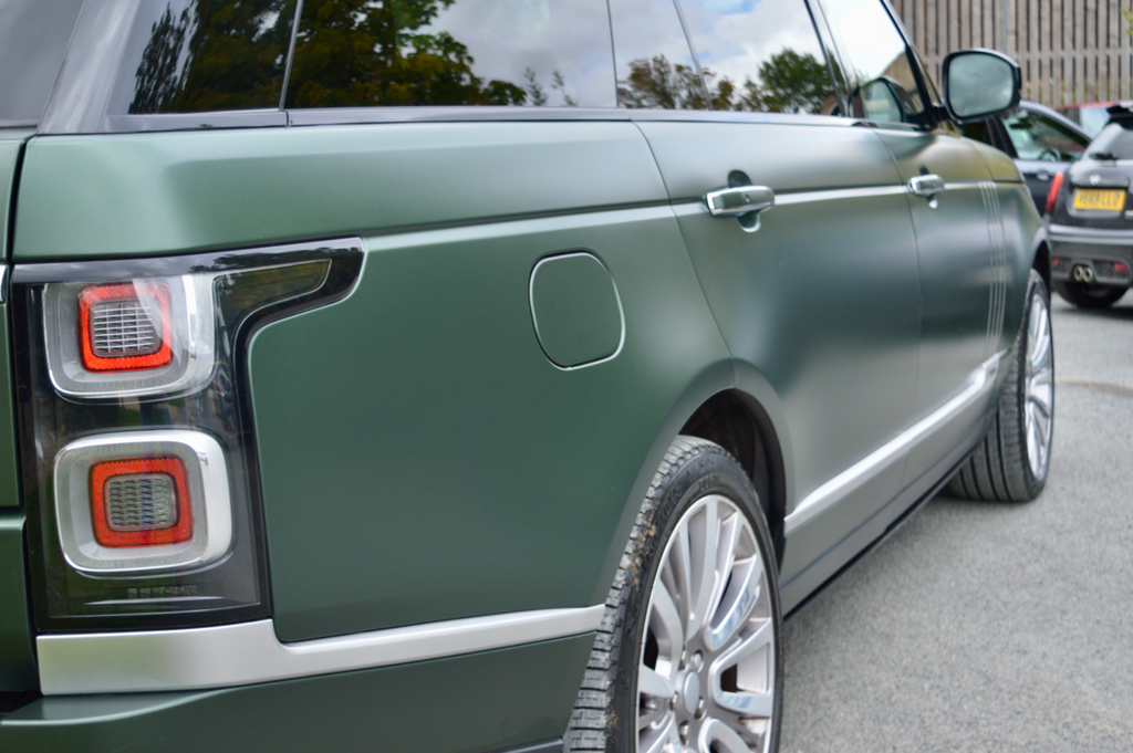 Land Rover Range Rover 2.0 P400e Westminster Black Grey #14