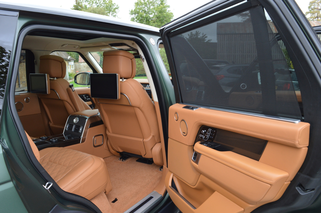 Land Rover Range Rover 2.0 P400e Westminster Black Grey #21