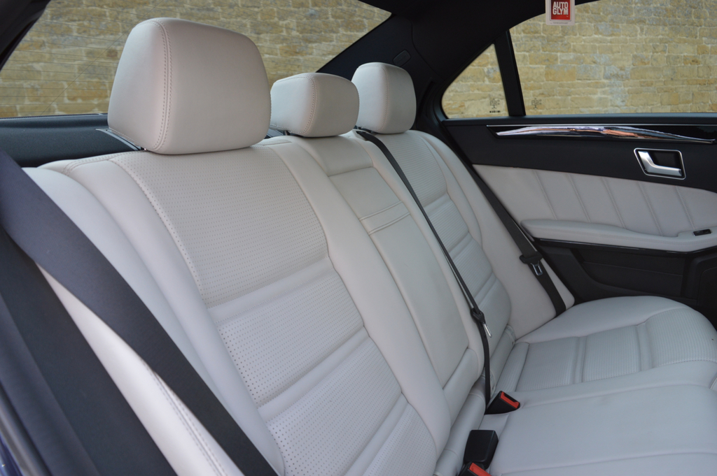 Mercedes-Benz E Class 3.0 E350 V6 Bluetec Amg Night Edition G-tronic Eu White #16