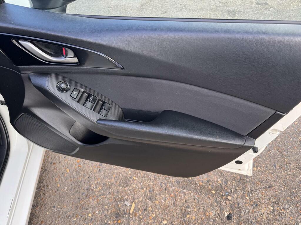 Mazda 3 2.0 Skyactiv-g Sport Black Euro 6 Ss White #18