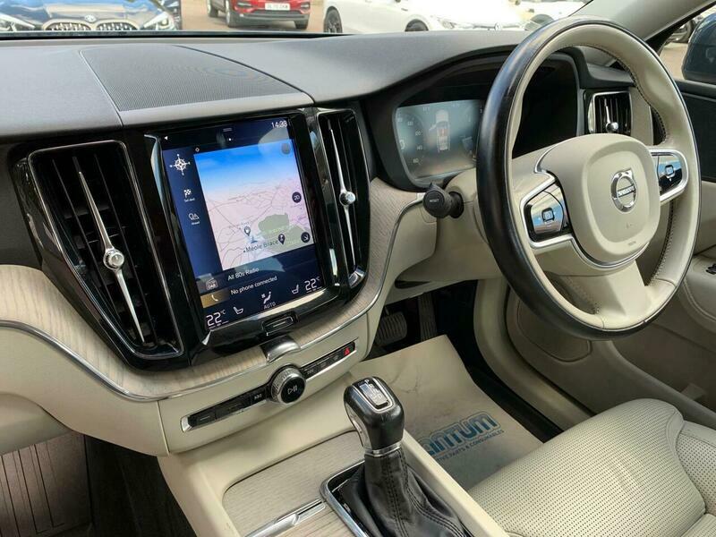 Volvo XC60 D4 Momentum Awd Blue #49