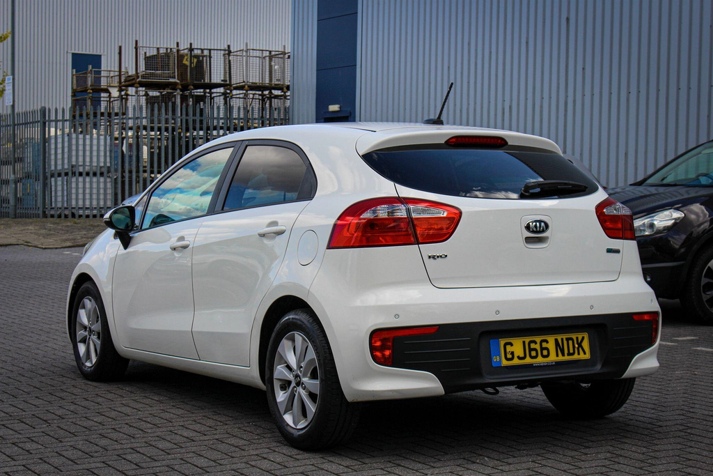 Kia RIO 1.25 Ecodynamics Se Euro 6 Ss White #2