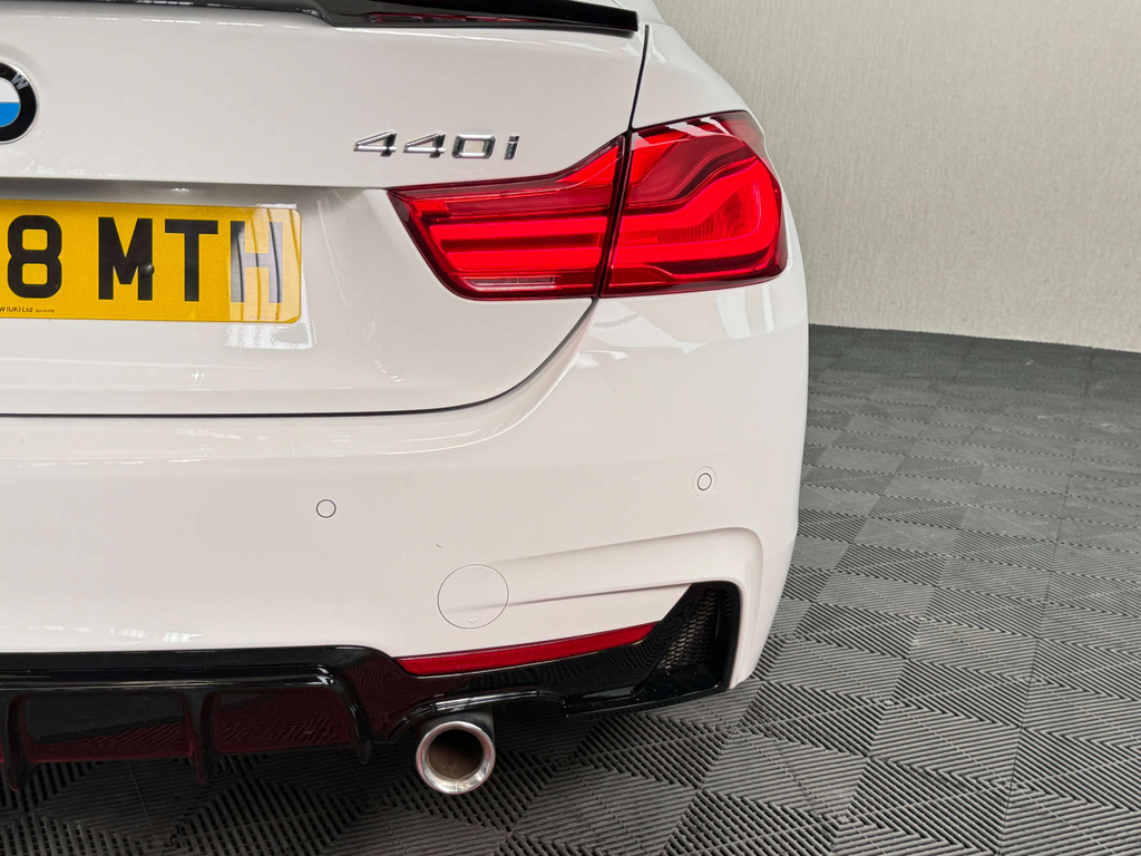 BMW 4 Series 420D M Sport Grey #32