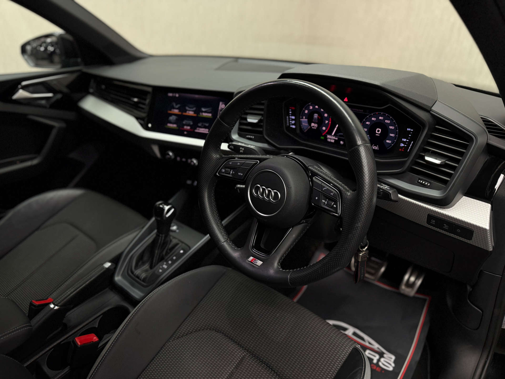 Audi A1 Tfsi 35 S Line Sportback S Tronic Euro 6 S Black #3