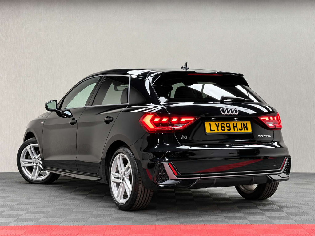 Audi A1 Tfsi 35 S Line Sportback S Tronic Euro 6 S Black #2