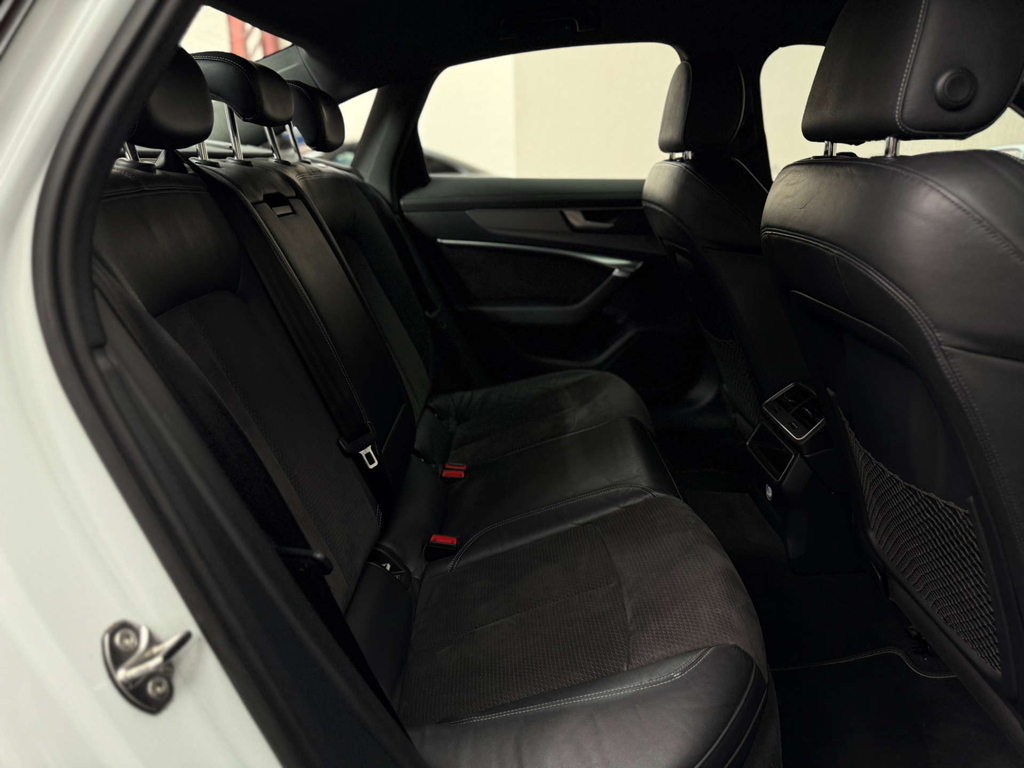 Audi A6 Saloon Tdi Ultra S Line Black Edition Black #38