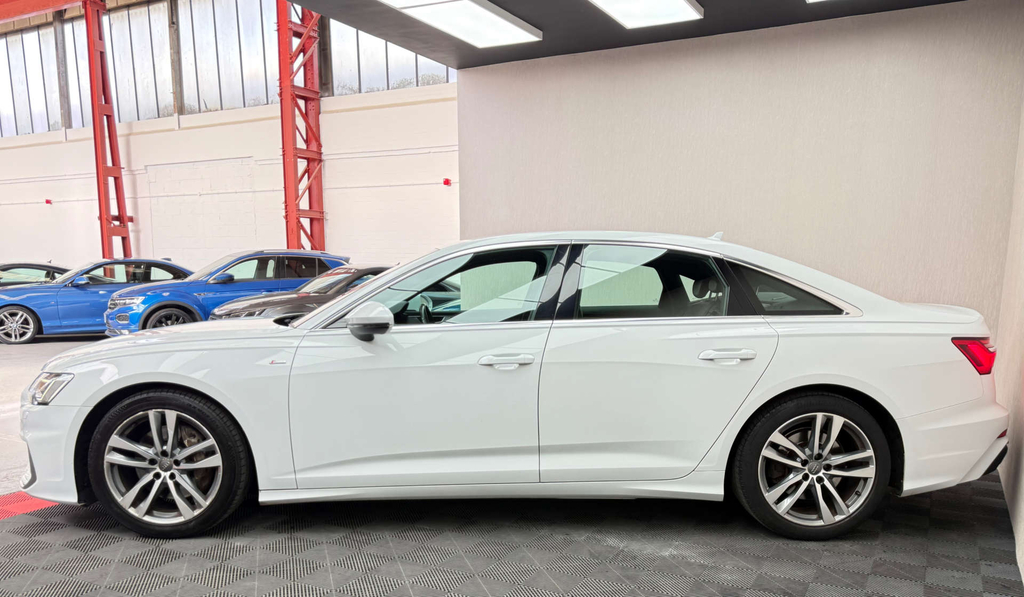 Audi A6 Saloon Tdi Ultra S Line Black Edition Black #8