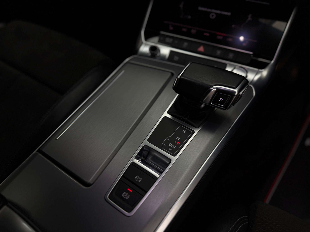 Audi A6 Saloon Tdi Ultra S Line Black Edition Black #40