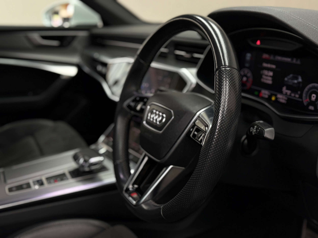 Audi A6 Saloon Tdi Ultra S Line Black Edition Black #33