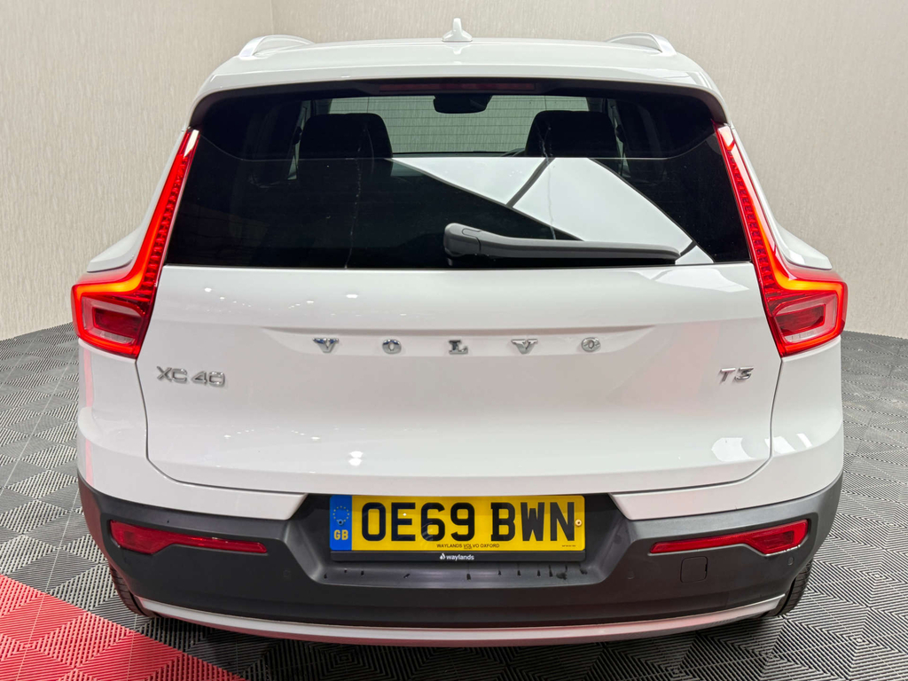 Volvo XC40 2.0 D3 R Design Geartronic Black #28