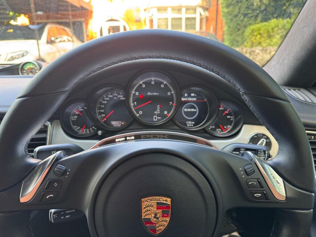 Porsche Panamera 3.0 300 V6 Red #31