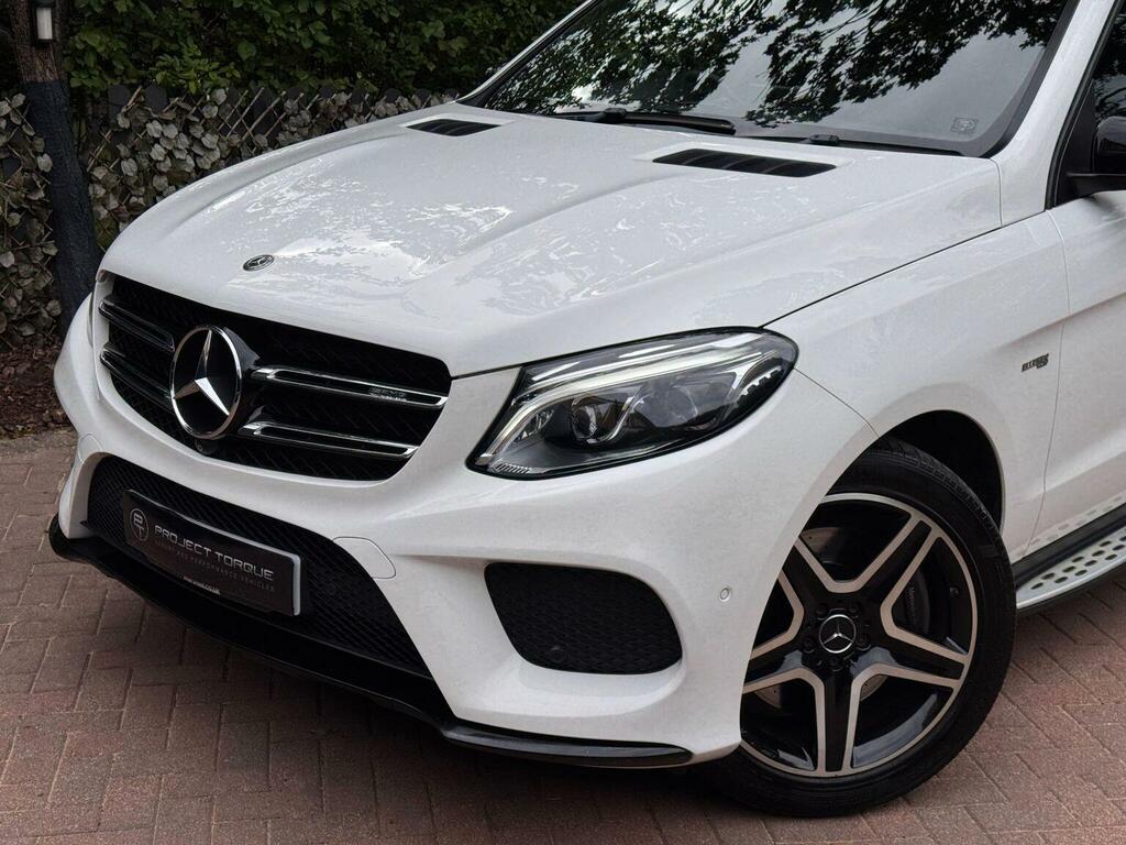 Mercedes-Benz GLE Class 3.0 Gle43 V6 Amg Night Edition G-tronic 4Matic Eur White #3
