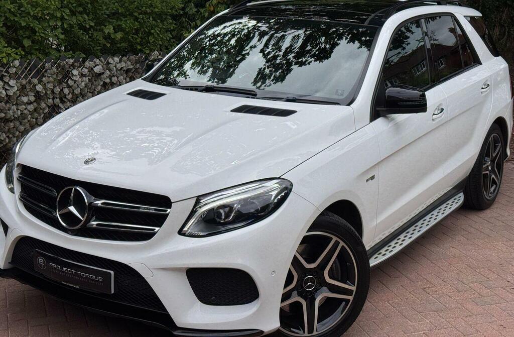 Mercedes-Benz GLE Class 3.0 Gle43 V6 Amg Night Edition G-tronic 4Matic Eur White #2