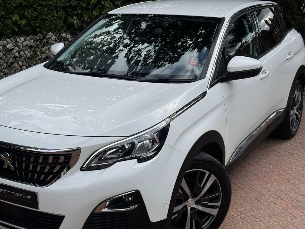 Peugeot 3008 1.2 Puretech Allure Euro 6 Ss White #2