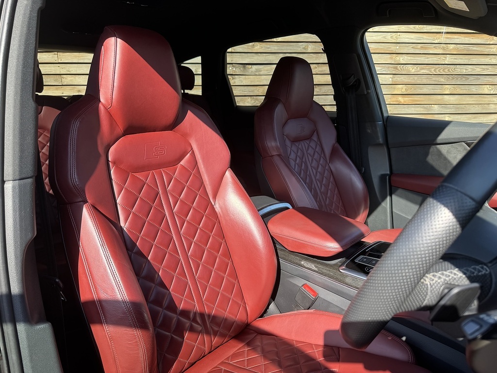 Audi SQ7 202222 Tfsi V8 Black Edition High Spec 22 Al Black #2