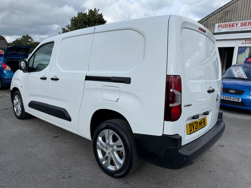 Vauxhall Combo 2300 1.5 Turbo D 100Ps H1 Sportive Van White #5
