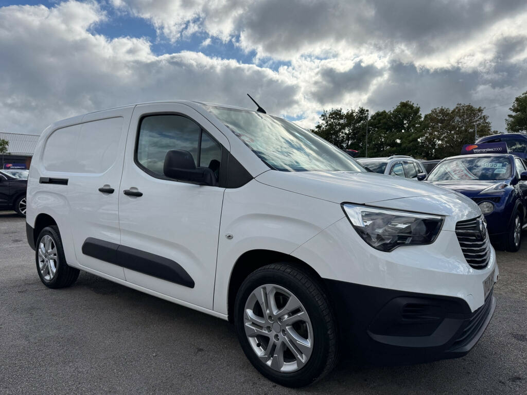 Vauxhall Combo 2300 1.5 Turbo D 100Ps H1 Sportive Van White #68
