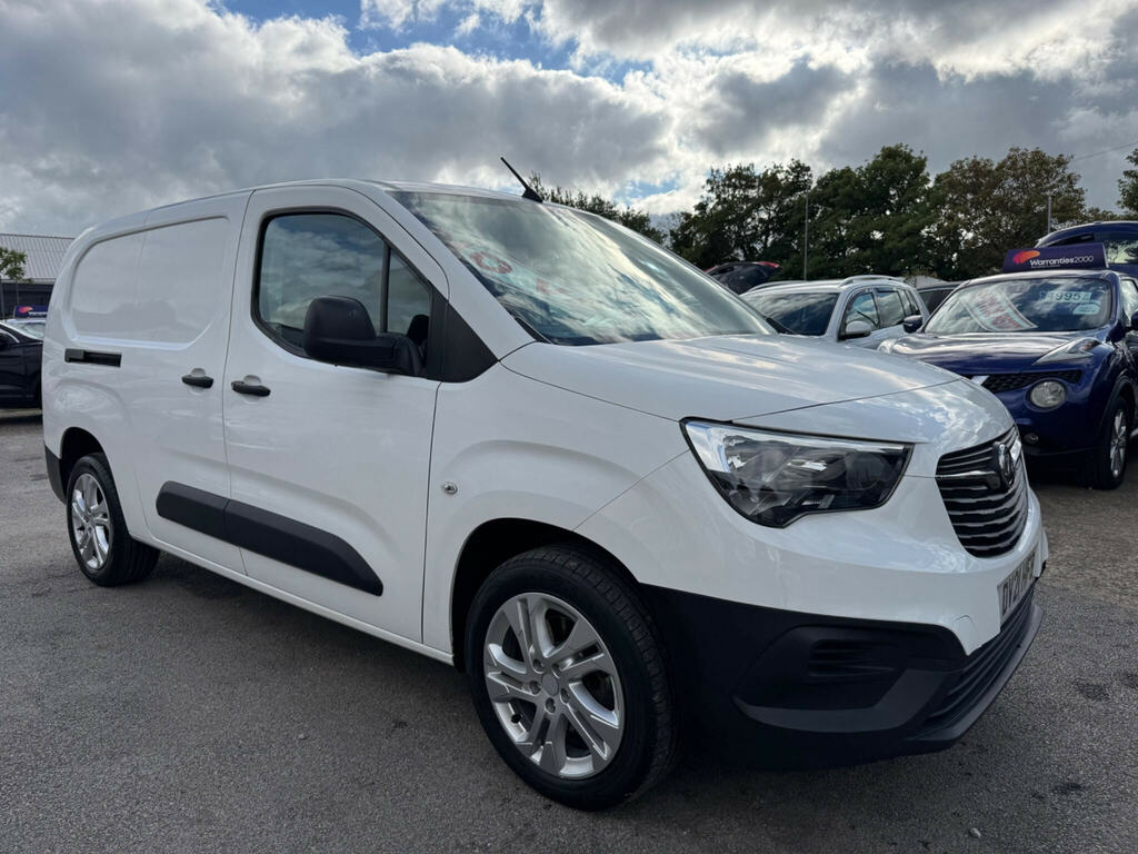 Vauxhall Combo 2300 1.5 Turbo D 100Ps H1 Sportive Van White #37