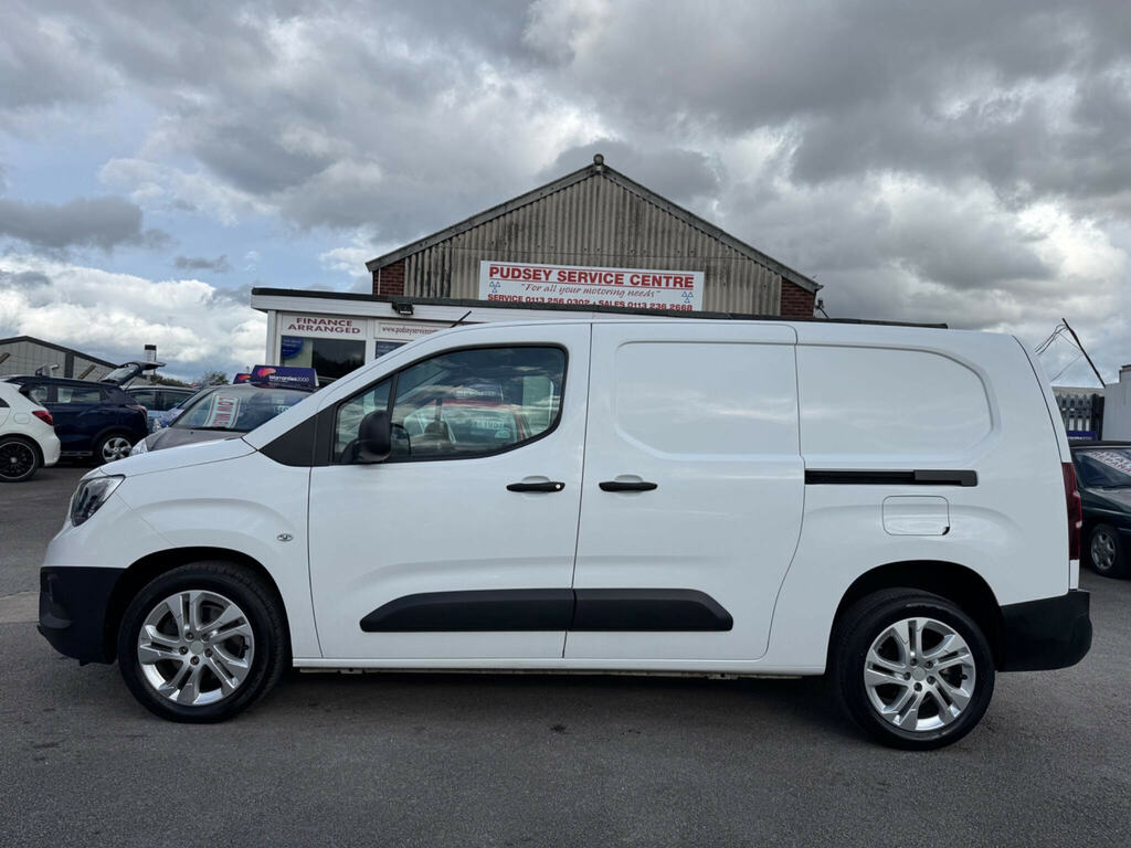 Vauxhall Combo 2300 1.5 Turbo D 100Ps H1 Sportive Van White #22
