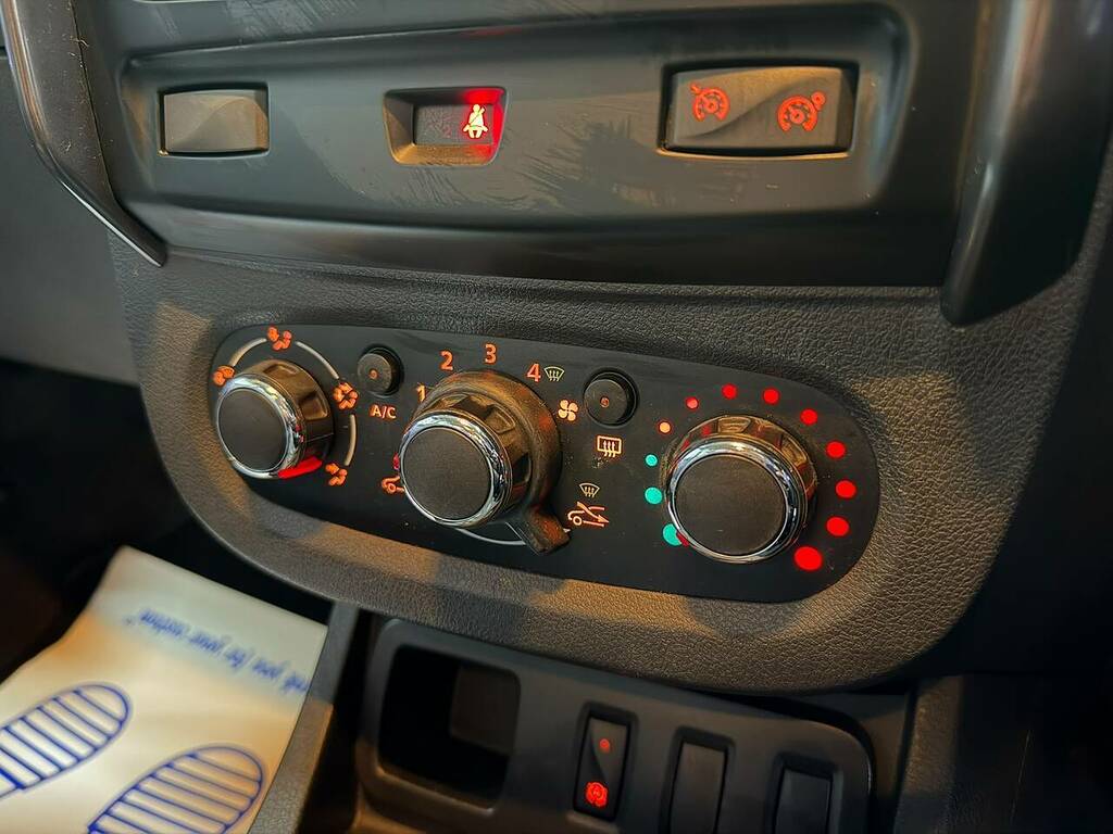 Dacia Duster Suv 1.5 Dci Prestige Euro 6 Ss 201666 White #25