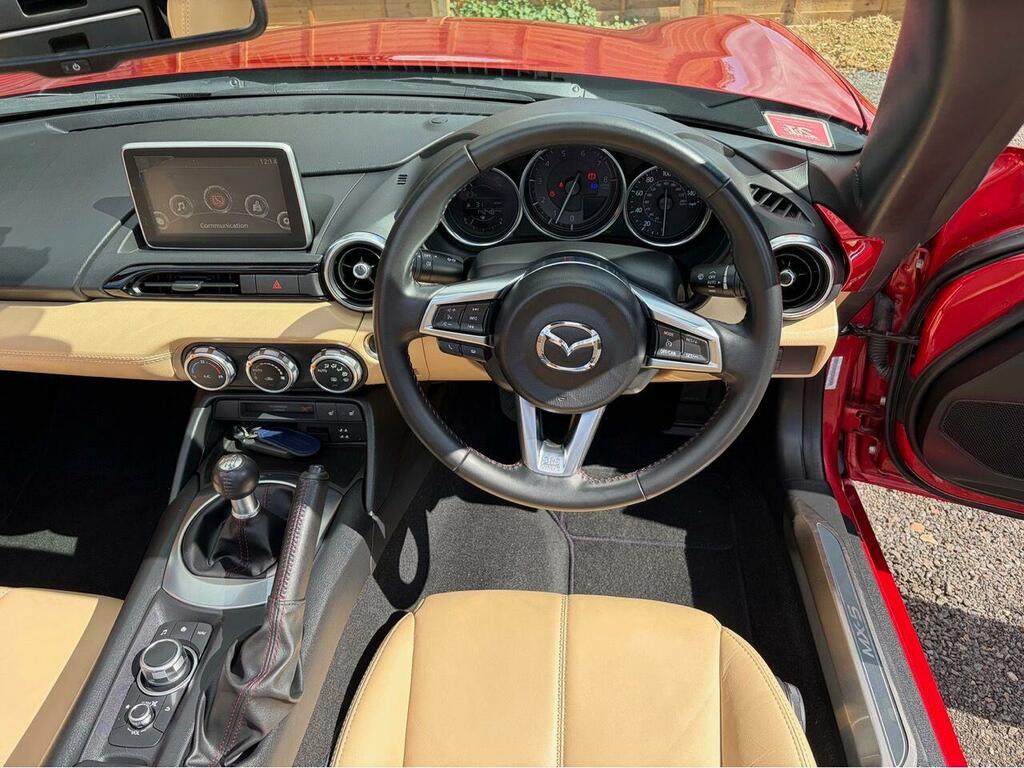 Mazda MX-5 2.0 Skyactiv-g Sport Nav Euro 6 Red #4