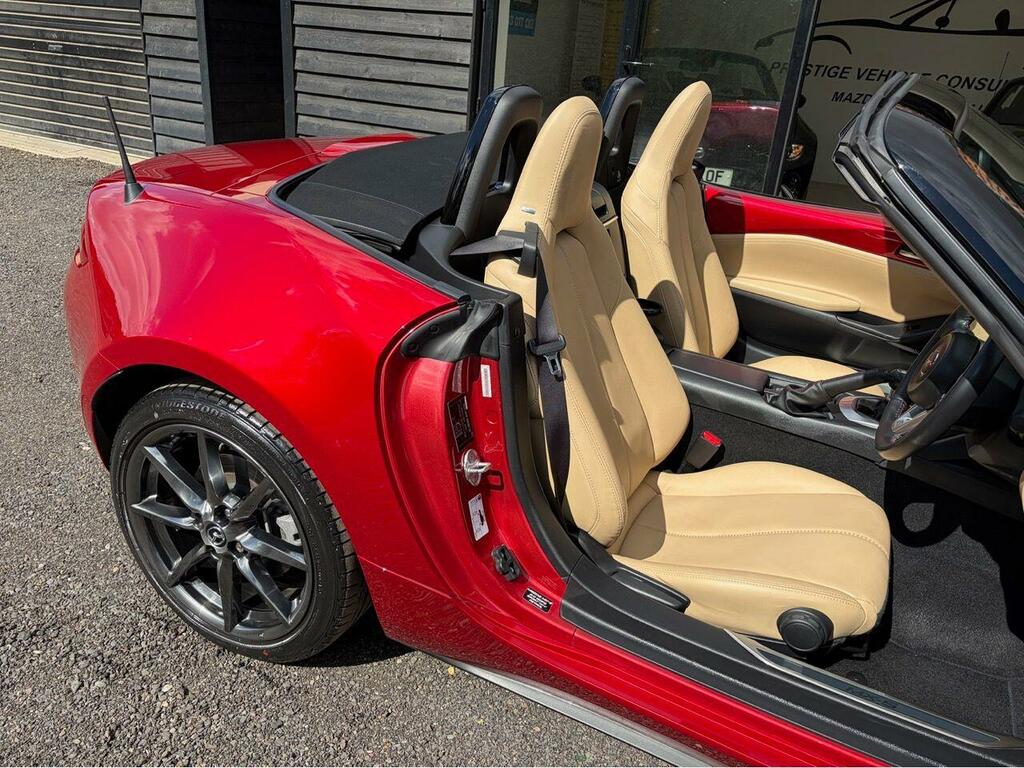 Mazda MX-5 2.0 Skyactiv-g Sport Nav Euro 6 Red