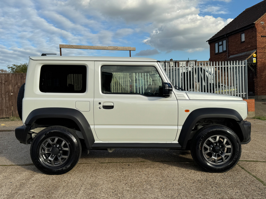 Suzuki Jimny Suv White #6