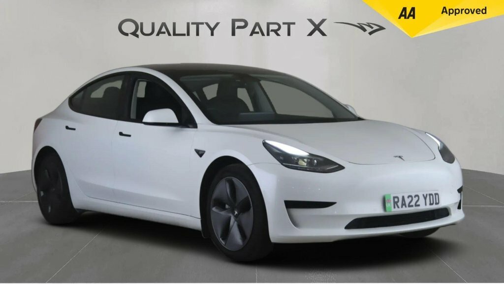 Tesla Model 3 Saloon White