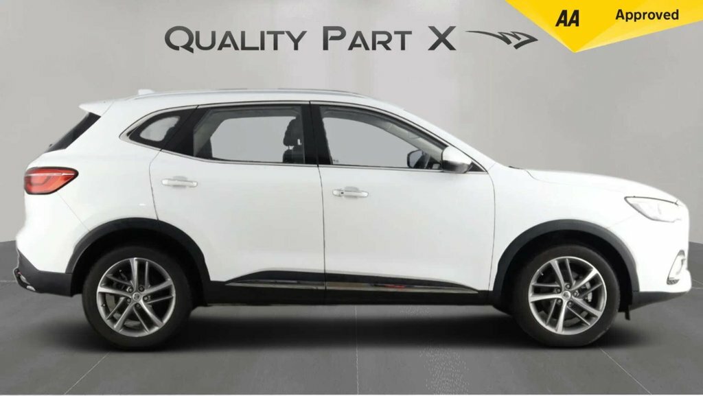 MG HS 1.5L Excite White #5
