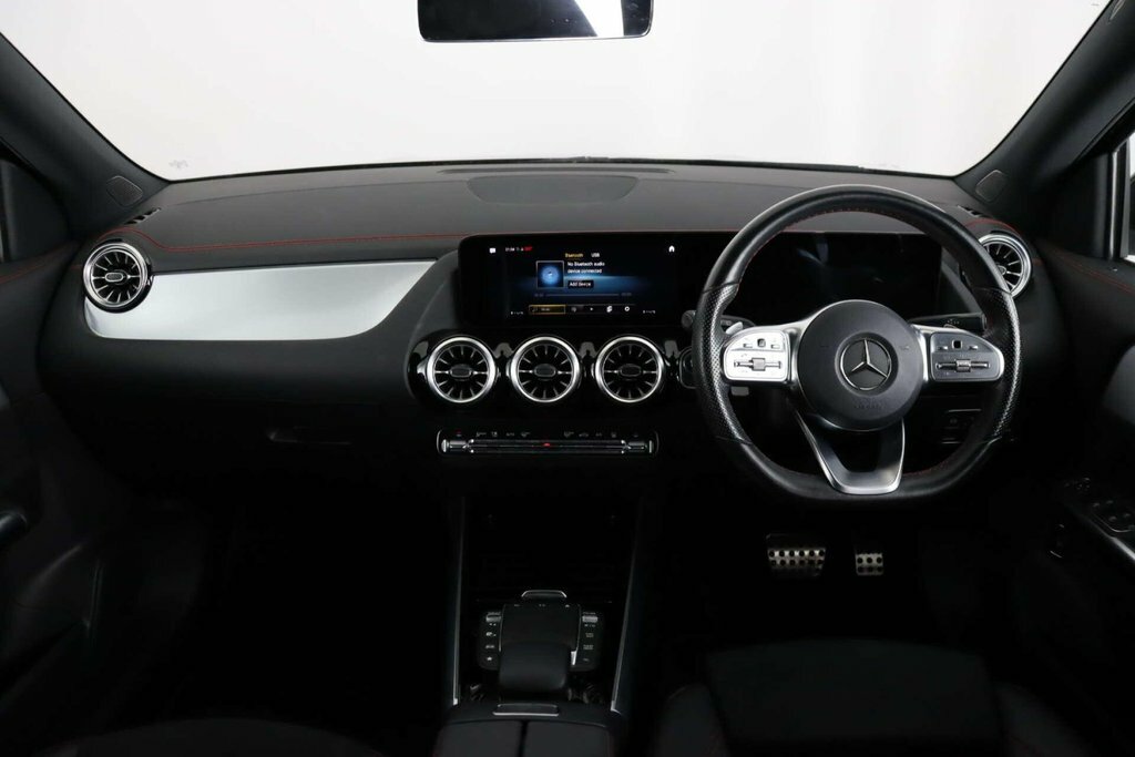 Mercedes-Benz EQA Suv Black #2