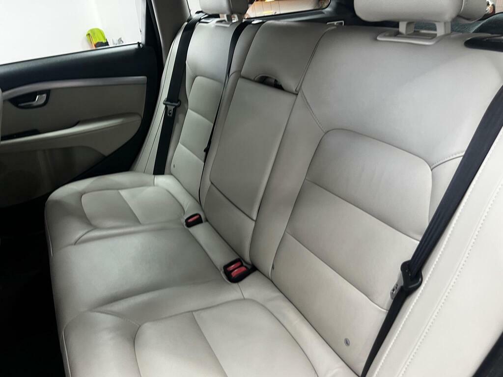 Volvo V70 D5 215 Business Edition  #18