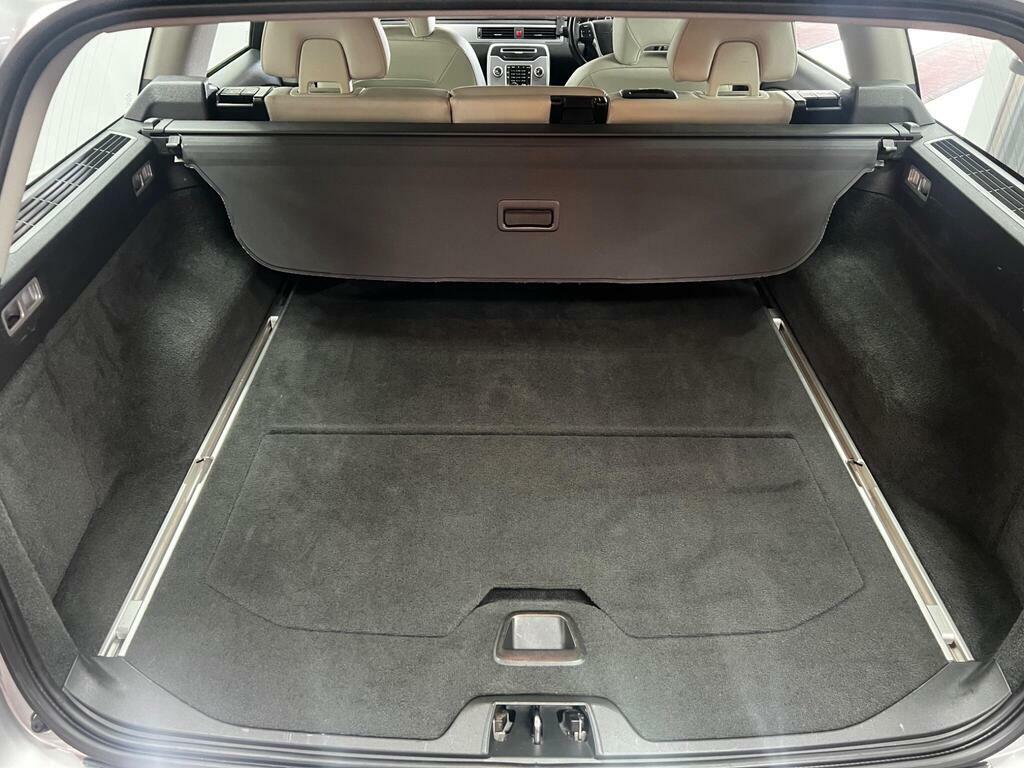 Volvo V70 D5 215 Business Edition  #49