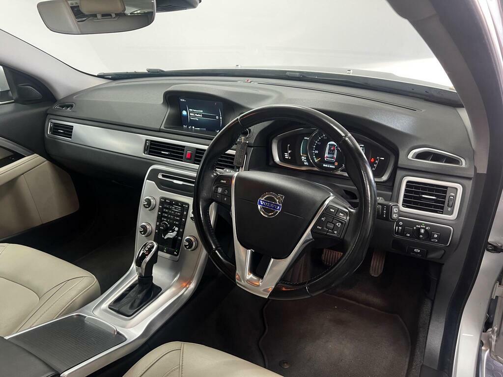 Volvo V70 D5 215 Business Edition  #16