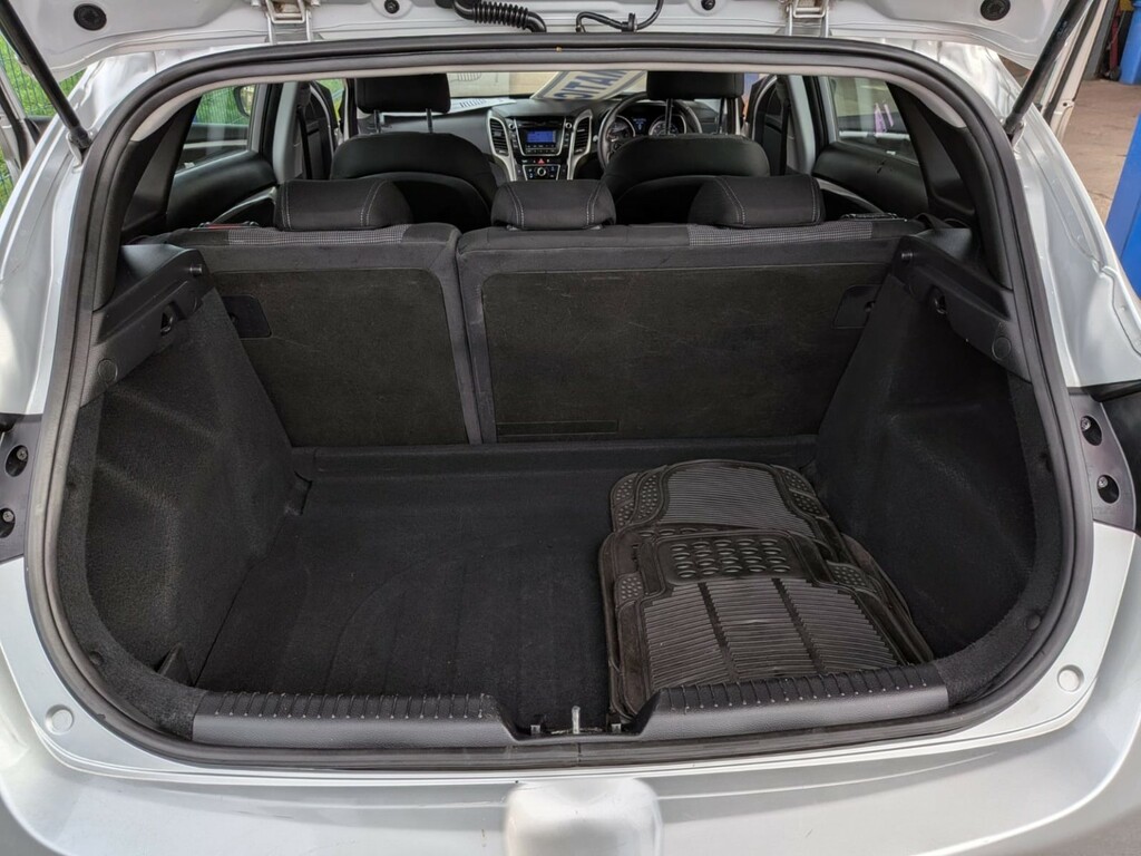Hyundai I30 1.6 L 1.6 Active Euro 5 Silver #10