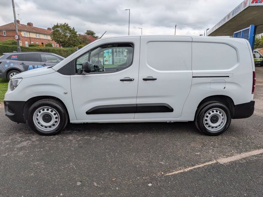 Vauxhall Combo 1.5 Turbo D 2300 Edition White #5