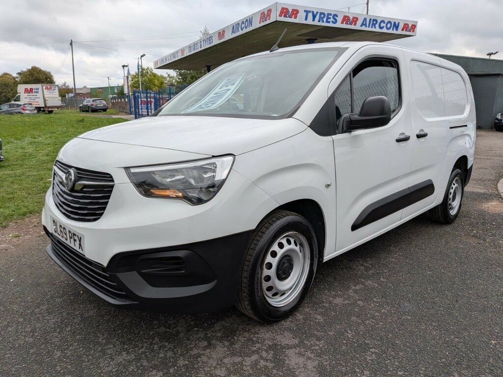 Vauxhall Combo 1.5 Turbo D 2300 Edition White #2