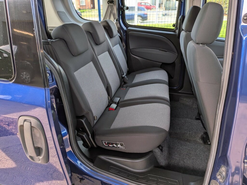 Fiat Doblo Panel Van 1.3 Doblo Cargo Cargo 1.3 90 Multijet Ii Grey #8