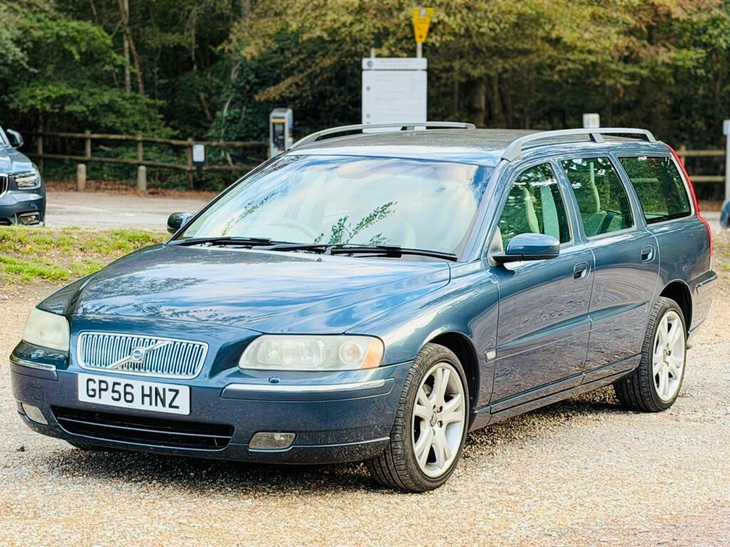 Volvo V70 2.4 Se Blue #4