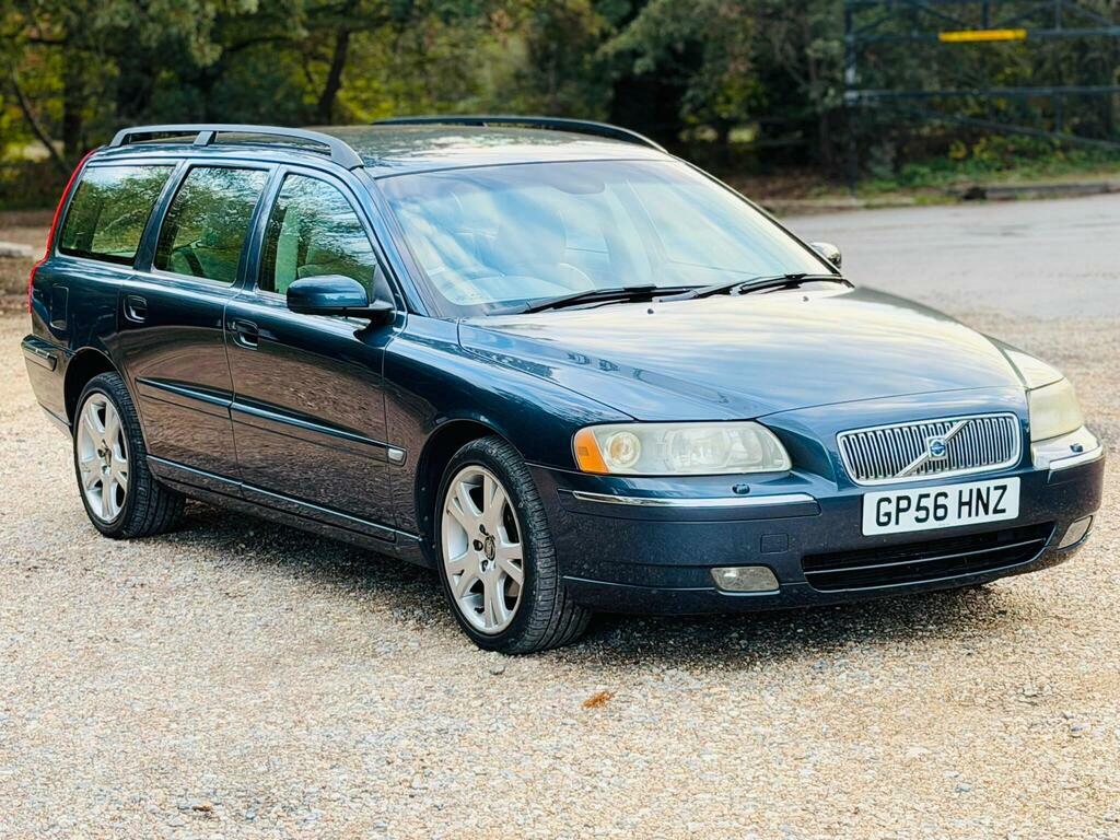 Volvo V70 2.4 Se Blue #3