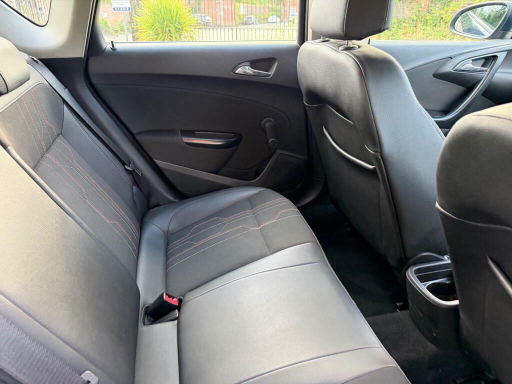 Vauxhall Astra 1.4 16V Exclusiv Euro 5 Blue #23