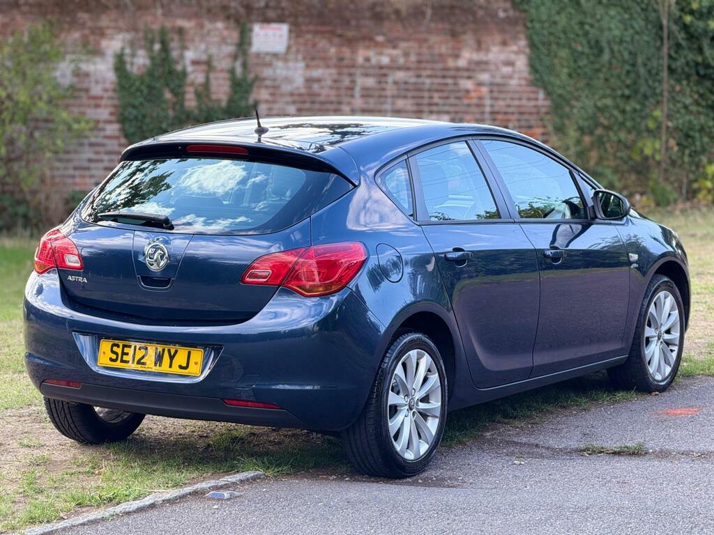 Vauxhall Astra 1.4 16V Exclusiv Euro 5 Blue #10