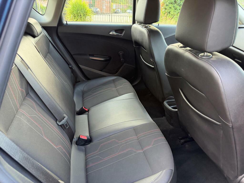 Vauxhall Astra 1.4 16V Exclusiv Euro 5 Blue #20