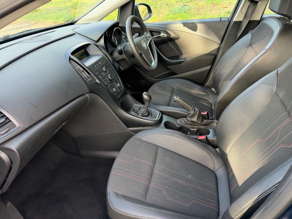 Vauxhall Astra 1.4 16V Exclusiv Euro 5 Blue #34