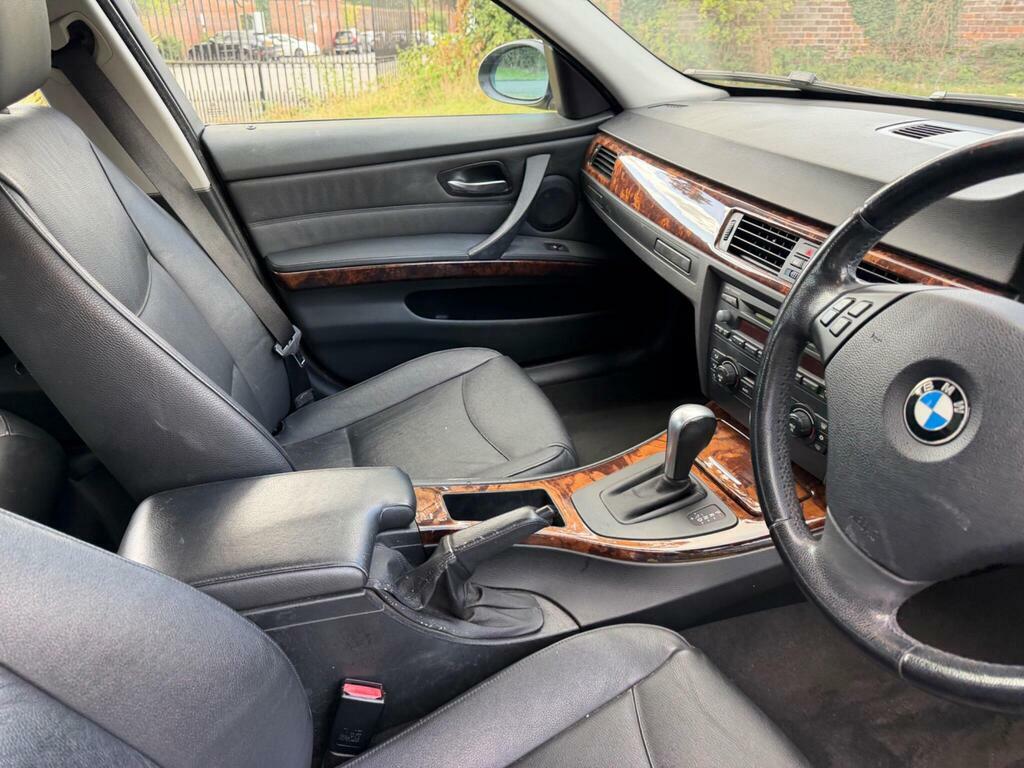 BMW 3 Series Estate 3.0 Green #18