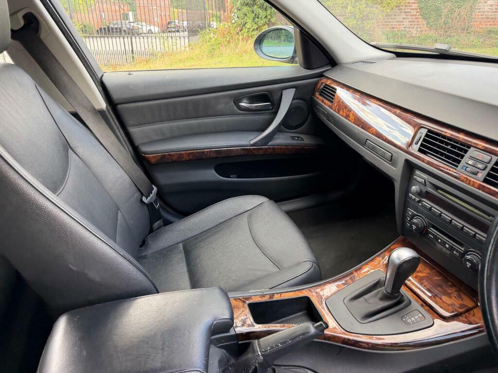 BMW 3 Series Estate 3.0 Green #17