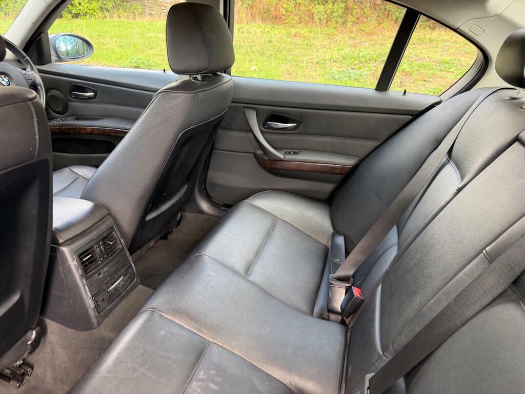 BMW 3 Series Estate 3.0 Green #36